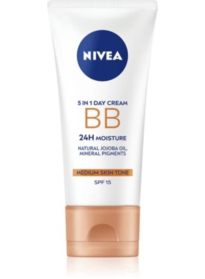 نيفيا كريم بي بي ٥ في ١ مرطب يدوم ٢٤ ساعة مع عامل حماية من الشمس ١٥، ٥٠ مل - اللون: متوسط - Image 2